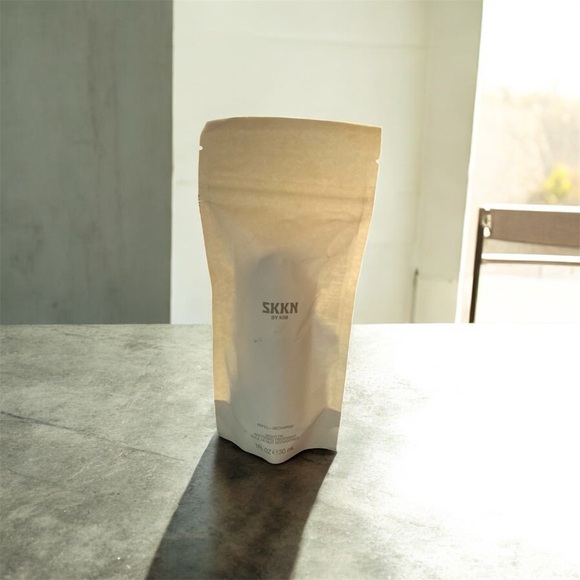 NEW-SKKN By Kim Kardashian Refill Recharge Night Oil Restoring Treatment 1 fl oz - Picture 2 of 2